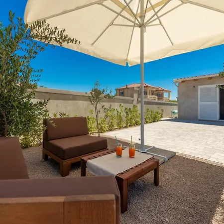 La Prima Luxury Ii Apartment Privlaka (Zadar)